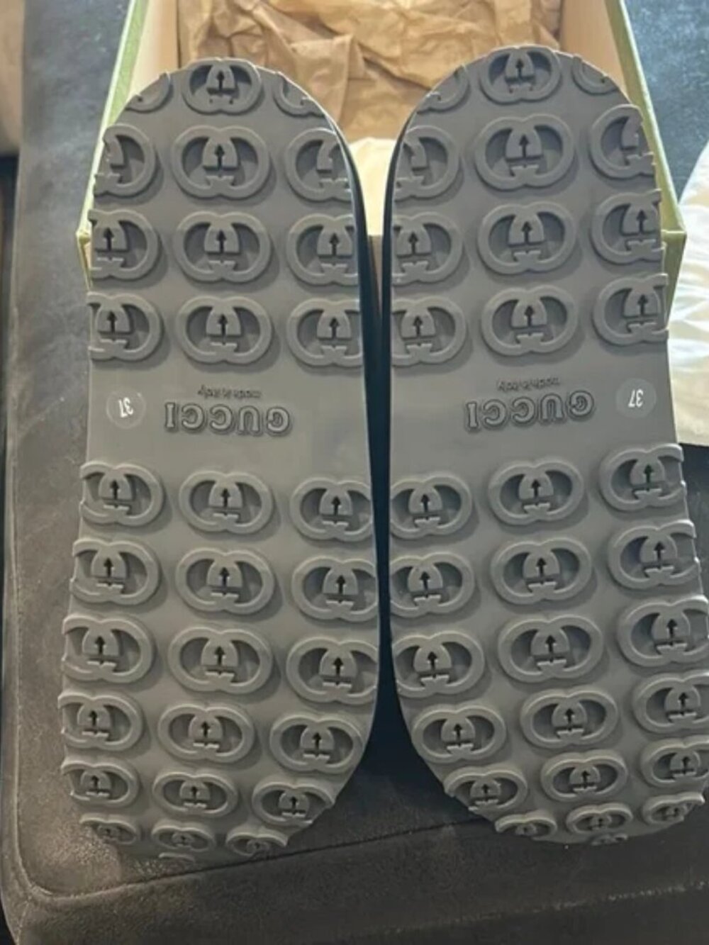 New Gucci Black Women's Sandals - Picture 7 of 8